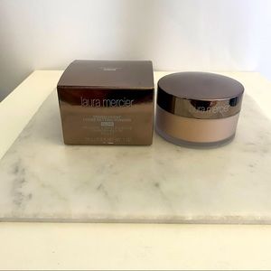 🆕 LAURA MERCIER Transluscent Loose Setting Powder